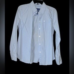 American Eagle button up shirt